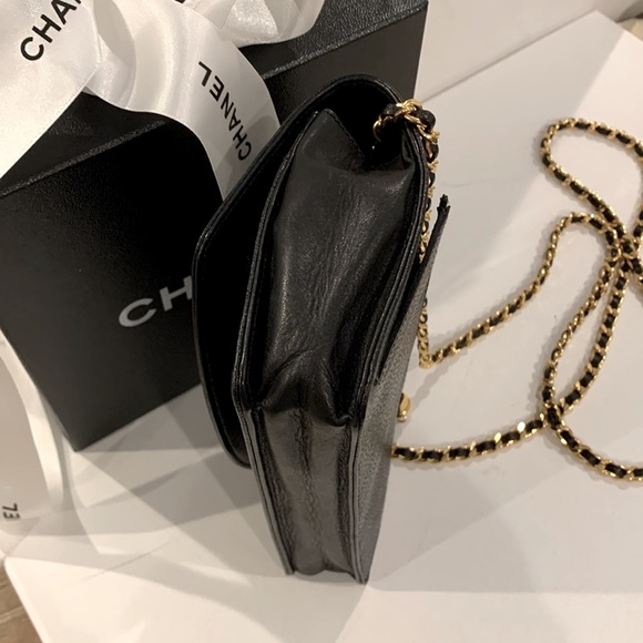 🦄🖤 CHANEL RARE Vintage “3 Series” Secret Wallet Chain WOC Leather Gold HW Bag - Picture 2 of 16